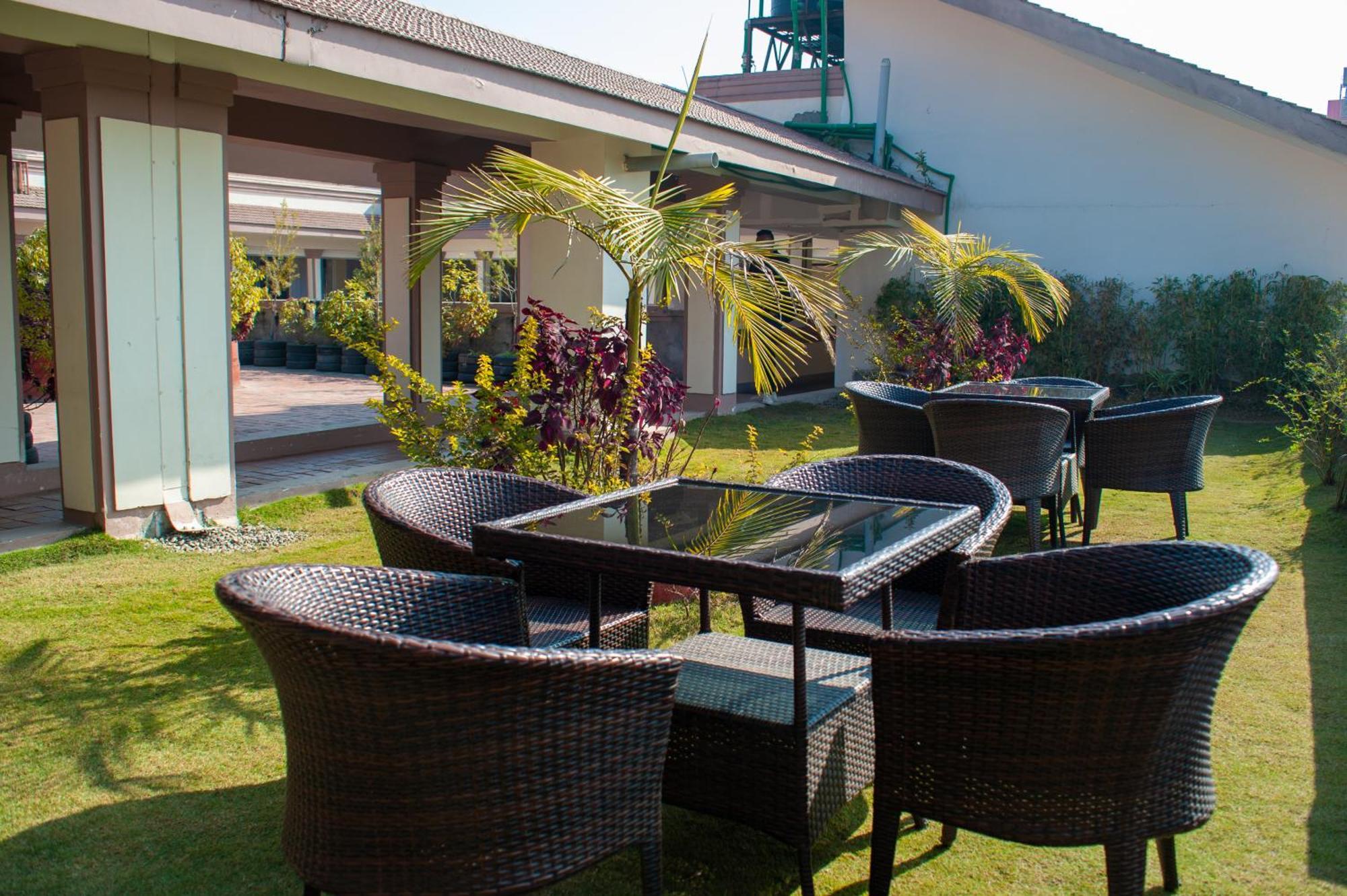 Hotel Ananda Pashupati Katmandu Kültér fotó